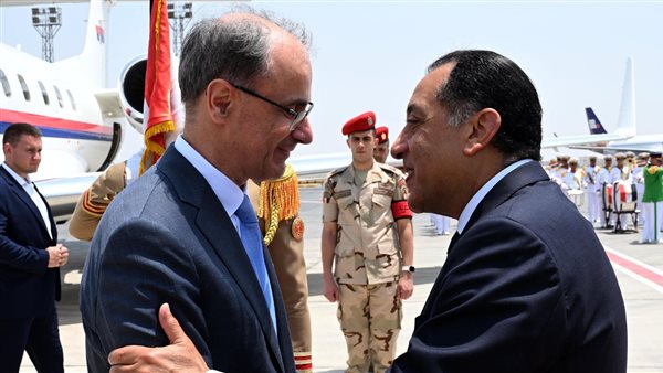 رئيس الوزراء: الحكومة المصرية توفر فرصاً استثمارية مميزة للمستثمرين الصرب. رئيس الوزراء: الحكومة المصرية توفر فرصاً استثمارية مميزة للمستثمرين الصرب.