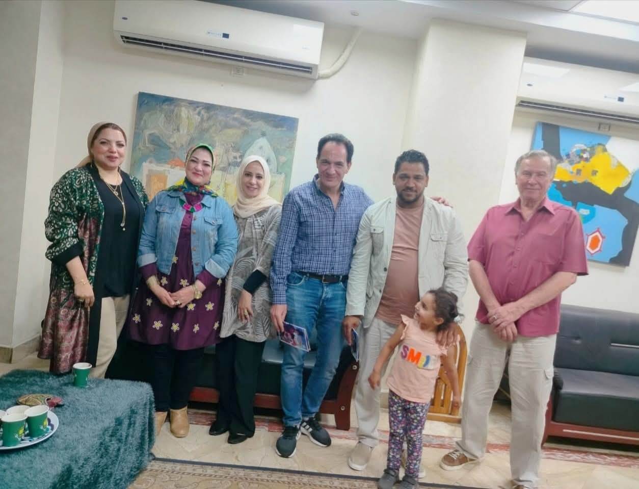 بحضور أسر الصحفيين.. عروض مسرح الطفل بقصر الانفوشي كاملة العدد