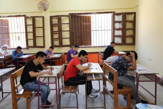 اكتشف الإجابات الصحيحة: حل امتحان اللغة الألمانية للثانوية العامة 2025 وفق النظام الجديد.