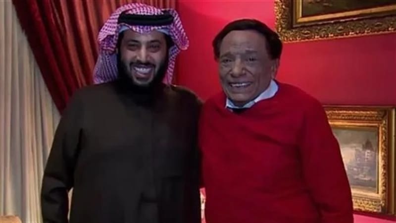 قصة الصورة المتداولة لـ ‘تركي آل الشيخ والزعيم’ بعد زيارته لمنزله قصة الصورة المتداولة لـ ‘تركي آل الشيخ والزعيم’ بعد زيارته لمنزله