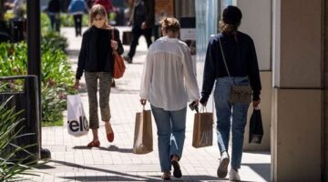 انخفاض مبيعات التجزئة في الولايات المتحدة بنسبة 0.9% في مايو