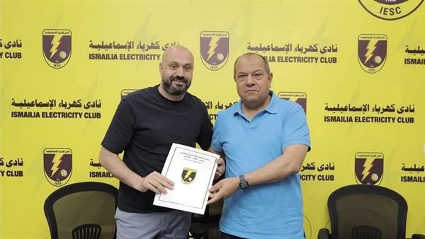 رضا شحاتة: نعمل على تشكيل فريق قادر على المنافسة ويعكس صورة مشرفة رضا شحاتة: نعمل على تشكيل فريق قادر على المنافسة ويعكس صورة مشرفة