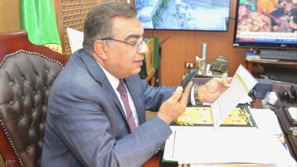 محافظ الدقهلية يهنئ الطلاب المتفوقين في الشهادة الإعدادية محافظ الدقهلية يهنئ الطلاب المتفوقين في الشهادة الإعدادية