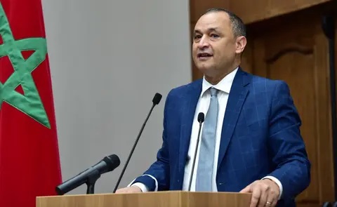 الرباط تتفاوض مع مستثمرين دوليين لتعزيز قطاع الطيران في المغرب الرباط تتفاوض مع مستثمرين دوليين لتعزيز قطاع الطيران في المغرب
