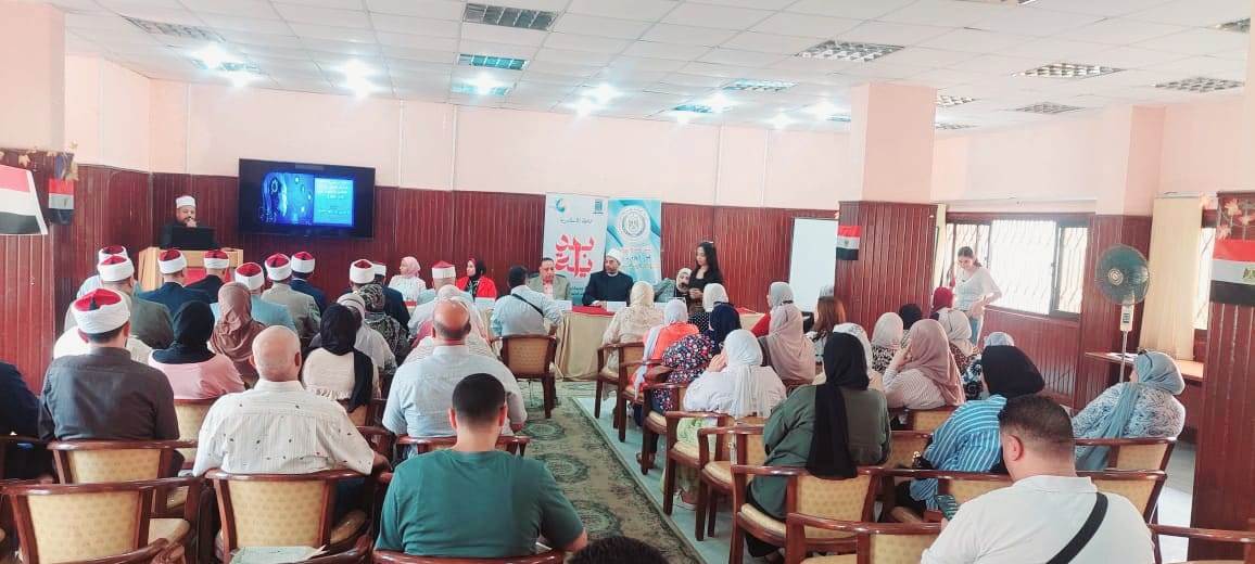 مدير مديرية الأوقاف بالإسكندرية يشارك في ندوة "الإعلام الجديد وأثره على الأمن الفكري" بمجمع إعلام الجمرك