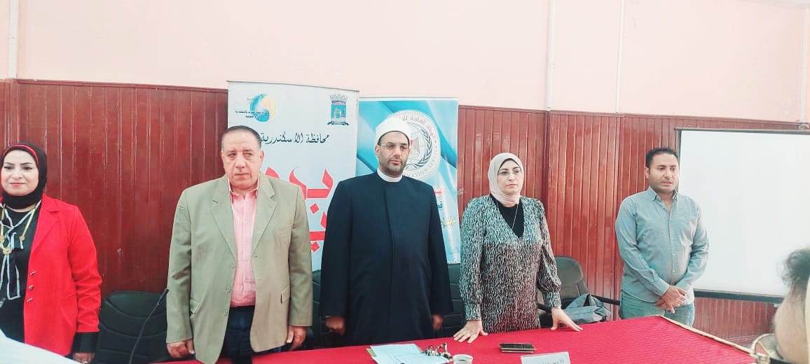 مدير مديرية الأوقاف بالإسكندرية يشارك في ندوة "الإعلام الجديد وأثره على الأمن الفكري" بمجمع إعلام الجمرك
