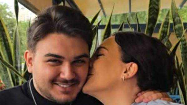 يا حمزة الحياة.. سلاف فواخرجي تُحيي ذكرى ميلاد ابنها يا حمزة الحياة.. سلاف فواخرجي تُحيي ذكرى ميلاد ابنها