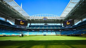 هارد روك ستاديوم يستضيف مباراة الهلال ضد ريال مدريد