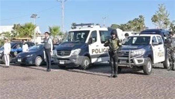 إلقاء القبض على شخص يدير مؤسسة تعليمية غير مرخصة للاحتيال على المواطنين في القاهرة إلقاء القبض على شخص يدير مؤسسة تعليمية غير مرخصة للاحتيال على المواطنين في القاهرة