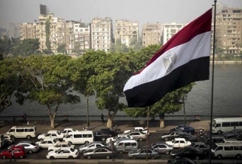 الخوف والفزع داخل إسرائيل للمرة الأولى.. التاريخ لا يُصنع بالحياد ومصر تستعد لاختبار تاريخي.. هل تستطيع حرب الاستنزاف بين إيران وإسرائيل أن تنتهي؟ من سيربح ومن سيخسر؟ الخوف والفزع داخل إسرائيل للمرة الأولى.. التاريخ لا يُصنع بالحياد ومصر تستعد لاختبار تاريخي.. هل تستطيع حرب الاستنزاف بين إيران وإسرائيل أن تنتهي؟ من سيربح ومن سيخسر؟