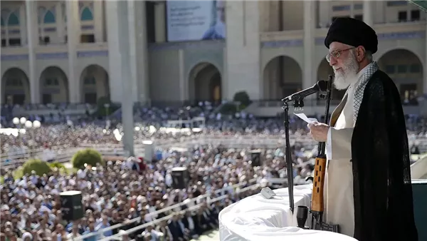 مسارات معقدة: من سيتولى قيادة إيران في حال اغتيال إسرائيل للمرشد الأعلى علي خامنئي؟ مسارات معقدة: من سيتولى قيادة إيران في حال اغتيال إسرائيل للمرشد الأعلى علي خامنئي؟