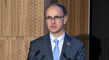 رئيس وزراء صربيا: اتفاقية التجارة الحرة تمثل فصلاً جديداً في العلاقات بين الدولتين، ونسعى لتطبيقها لتعزيز المبادلات التجارية.