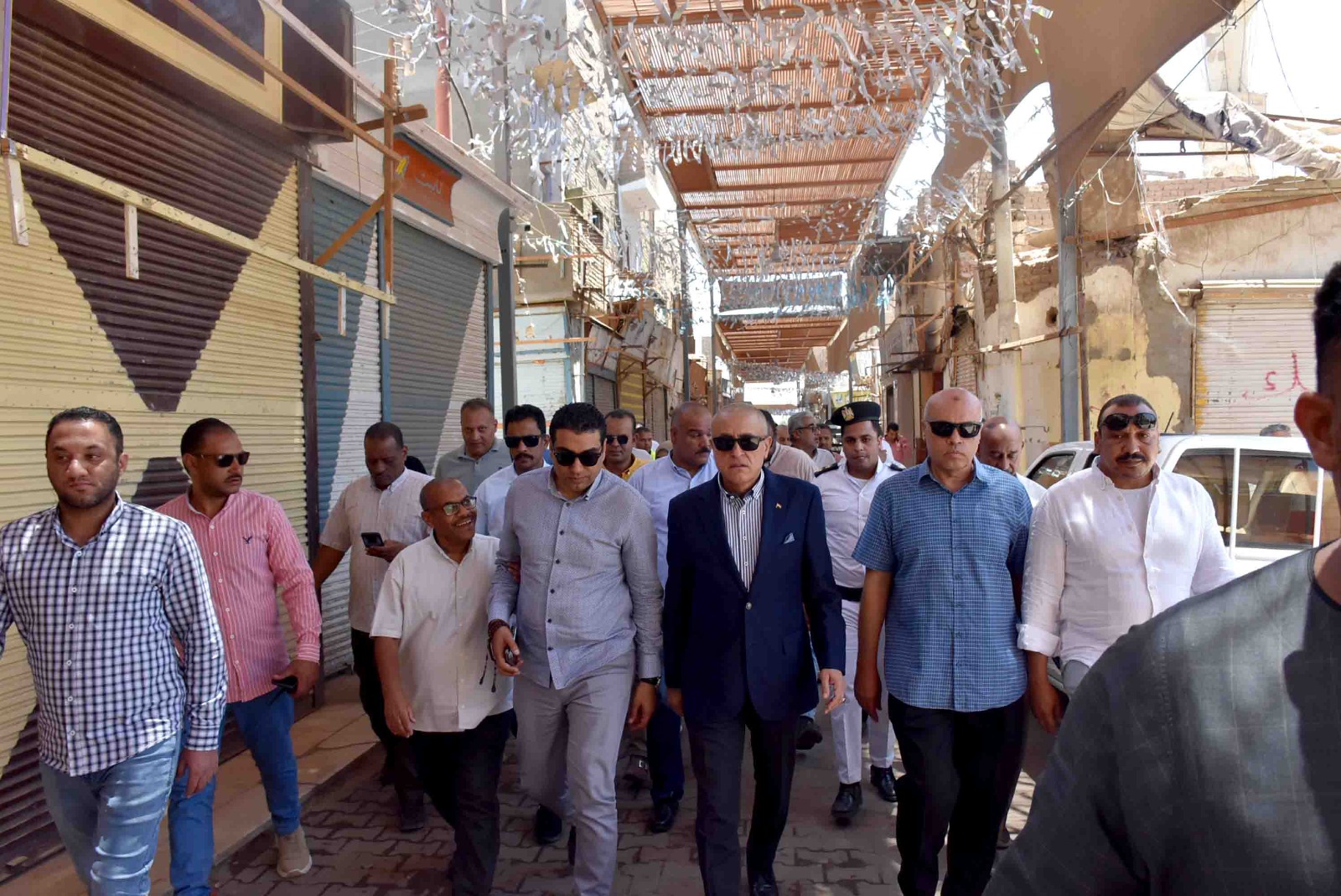 بدء العمل على تطوير واجهة الأقصر الجنوبية لخدمة السكان والسياح بدء العمل على تطوير واجهة الأقصر الجنوبية لخدمة السكان والسياح