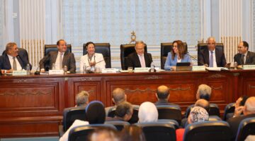 وزيرة التنمية المحلية تُبرز إنجازات الوزارة في تطبيق النظام الشامل لإدارة النفايات الصلبة.