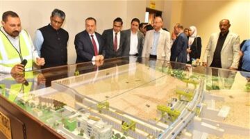 محافظ أسيوط يزور مشروع قناطر أسيوط الجديدة ومحطتها الكهرومائية برفقة سفير الهند في مصر