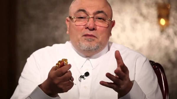 الموت لا ينتظر أحدًا.. خالد الجندي يشارك قصة حقيقية حول عواقب تأخير التوبة الموت لا ينتظر أحدًا.. خالد الجندي يشارك قصة حقيقية حول عواقب تأخير التوبة