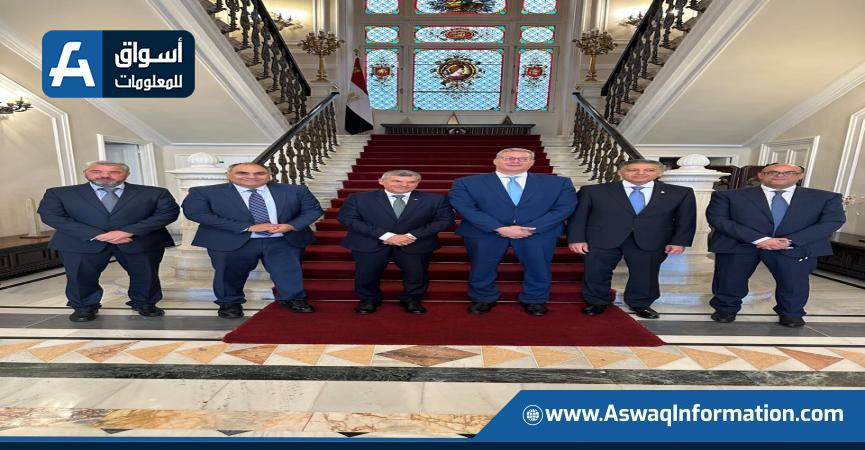 وزير البترول يناقش تقدم ربط حقول الغاز القبرصية بمصر وزير البترول يناقش تقدم ربط حقول الغاز القبرصية بمصر
