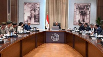 رئيس الوزراء يتابع الجهود لتحقيق توافر مياه الشرب الأساسية.