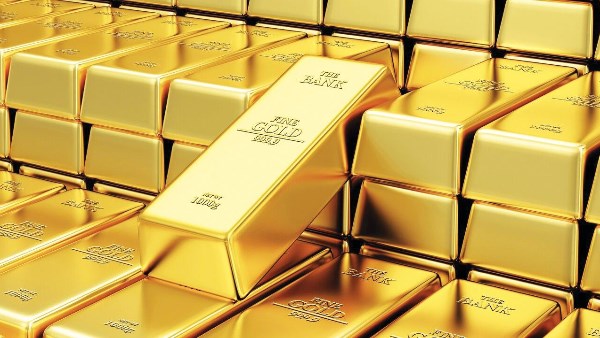 «آي صاغة»: تقلبات الأسعار وانخفاض الدولار تؤثر سلبًا على سوق الذهب المحلي «آي صاغة»: تقلبات الأسعار وانخفاض الدولار تؤثر سلبًا على سوق الذهب المحلي