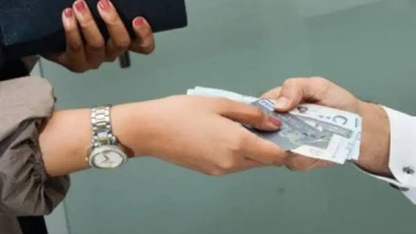 هل يحق للزوجة الحصول على مصروف يومي إذا كانت تمتلك استقلالًا ماليًا عن زوجها؟ هل يحق للزوجة الحصول على مصروف يومي إذا كانت تمتلك استقلالًا ماليًا عن زوجها؟