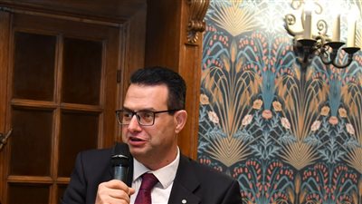 خبير اقتصادي: قطاع النفط هو الأكثر تأثراً بالصراع الإيراني الإسرائيلي.. توقعات بتراجع السياحة بنسبة 20% ولن تقوم إيران بإغلاق مضيق هرمز | حوار خبير اقتصادي: قطاع النفط هو الأكثر تأثراً بالصراع الإيراني الإسرائيلي.. توقعات بتراجع السياحة بنسبة 20% ولن تقوم إيران بإغلاق مضيق هرمز | حوار