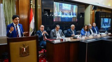 وزيرة التنمية المحلية: تقديم خدمات جمع النفايات والنقل وتنظيف الشوارع في القليوبية والجيزة قريباً