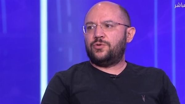 محمد ناير يتحدث عن “تحديات غامضة”: 10 حلقات من الإثارة والرومانسية مع كرارة وبكير كأبطال الحلم. محمد ناير يتحدث عن “تحديات غامضة”: 10 حلقات من الإثارة والرومانسية مع كرارة وبكير كأبطال الحلم.