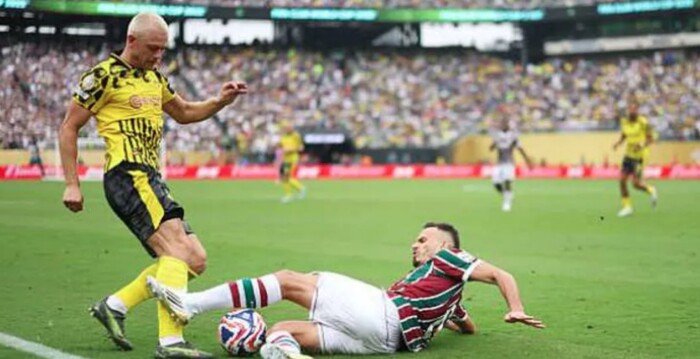 التعادل بدون أهداف يحدد نتيجة مباراة بوروسيا دورتموند وفلومينينسي في كأس العالم للأندية التعادل بدون أهداف يحدد نتيجة مباراة بوروسيا دورتموند وفلومينينسي في كأس العالم للأندية