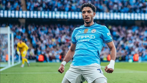 عمر مرموش يجسد شخصية “بهاء سلطان” خلال معسكر كأس العالم للأندية.. فيديو عمر مرموش يجسد شخصية “بهاء سلطان” خلال معسكر كأس العالم للأندية.. فيديو