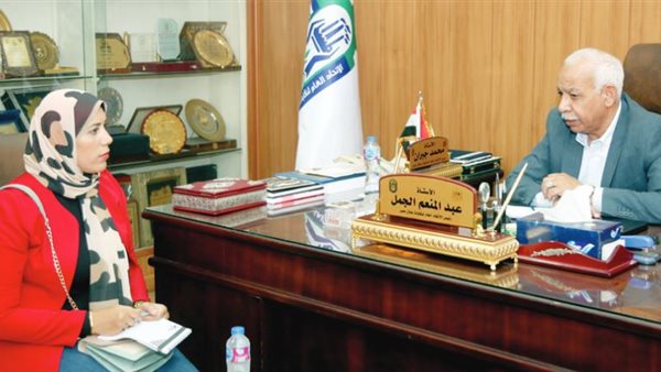 رئيس اتحاد نقابات عمال مصر: نهدف إلى تقديم برامج تدريبية وتوسيع شبكة الأمان الاجتماعي لتشمل العمالة غير النظامية رئيس اتحاد نقابات عمال مصر: نهدف إلى تقديم برامج تدريبية وتوسيع شبكة الأمان الاجتماعي لتشمل العمالة غير النظامية