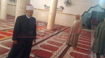 وكيل وزارة الأوقاف يقوم بجولة تفقدية في عدة مساجد بمحافظة كفر الشيخ