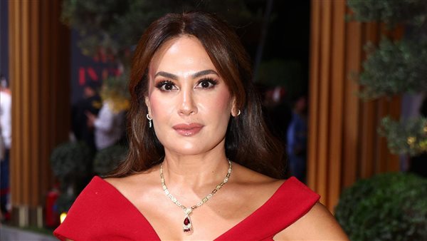 خالد أبو بكر يؤكد دعمه لهند صبري: لا تعاقبوا من يقدرون مصر.