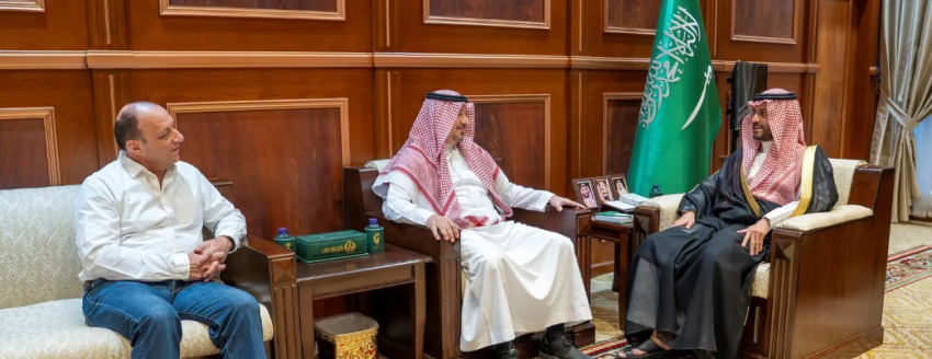 نائب أمير منطقة حائل يراجع التحضيرات الأخيرة لبطولة حائل للدرفت 2025 نائب أمير منطقة حائل يراجع التحضيرات الأخيرة لبطولة حائل للدرفت 2025