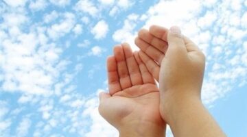 هل يؤثر ظهور الأعمال الخيرية على ثوابها؟.. رأي الإفتاء