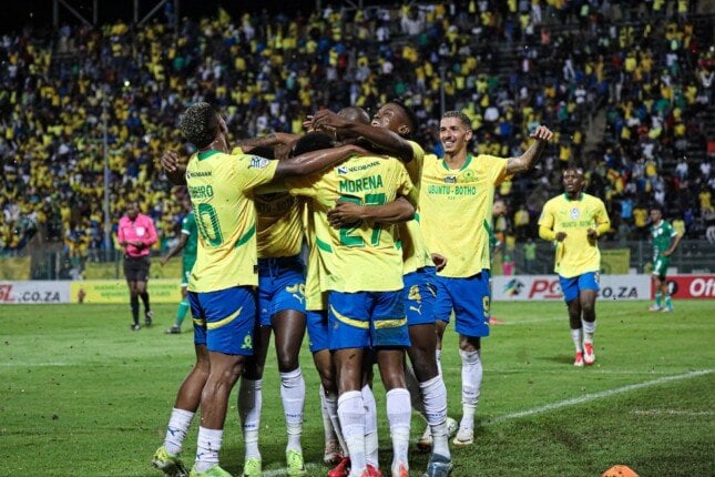 عاجل.. postponement of the Sundowns vs. Ulsan match in the Club World Cup due to a thunderstorm. عاجل.. postponement of the Sundowns vs. Ulsan match in the Club World Cup due to a thunderstorm.