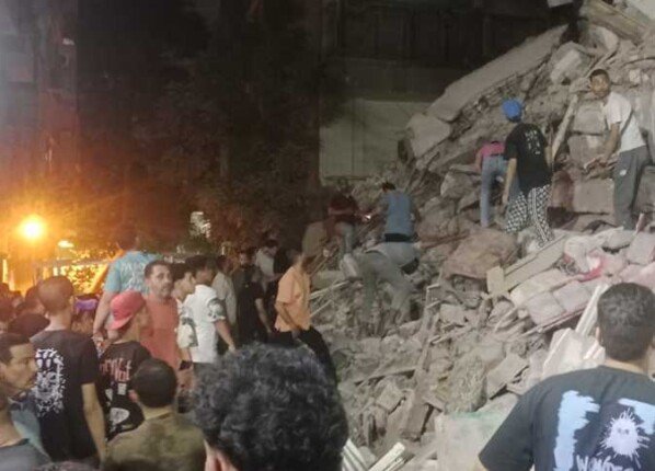 سقوط مبنى مكون من خمسة طوابق في السيدة زينب.. وارتفاع تقارير عن وجود إصابات. سقوط مبنى مكون من خمسة طوابق في السيدة زينب.. وارتفاع تقارير عن وجود إصابات.