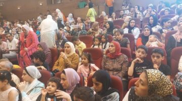 بمشاركة أبناء الصحفيين.. زيادة ملحوظة في زوار مسرح الطفل بقصر ثقافة الأنفوشي