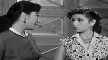من المسرح إلى السينما: نجمات تجمع بين الأداء الحي والتصوير الفوتوغرافي
