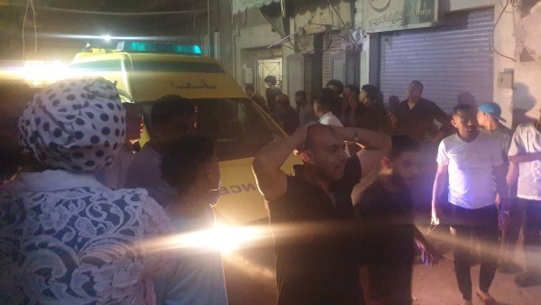 مدير أمن القاهرة يصل إلى موقع العقار المتضرر في السيدة زينب مدير أمن القاهرة يصل إلى موقع العقار المتضرر في السيدة زينب