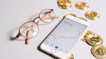 أفضل منصات التداول في عام 2025: الخصائص، التكاليف، وتجربة المستخدم