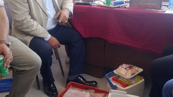 ضبط أكثر من ٥ أطنان من الدواجن المخالفة للمواصفات في الزرقا بدمياط ضبط أكثر من ٥ أطنان من الدواجن المخالفة للمواصفات في الزرقا بدمياط