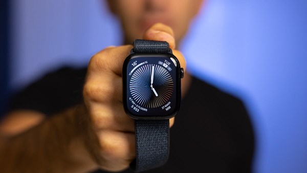 شاحن Spigen الجديد لساعة Apple Watch يُعزّز ذكريات iMac G3 الكلاسيكي شاحن Spigen الجديد لساعة Apple Watch يُعزّز ذكريات iMac G3 الكلاسيكي