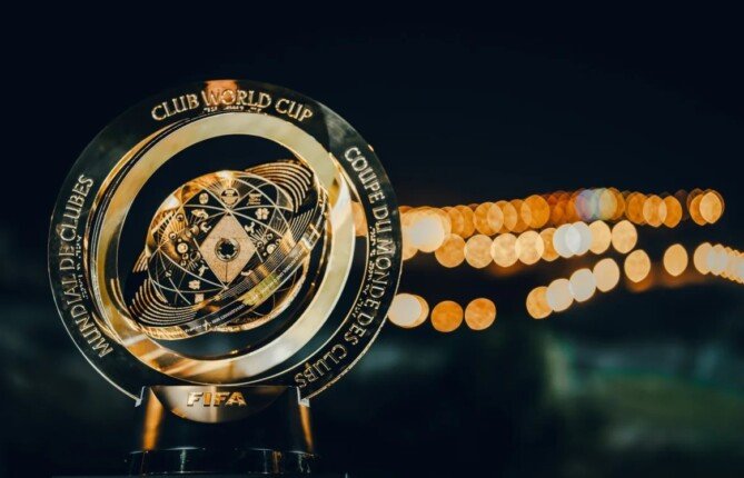 فيفا يكشف عن بيع 1.5 مليون تذكرة لمنافسات كأس العالم للأندية فيفا يكشف عن بيع 1.5 مليون تذكرة لمنافسات كأس العالم للأندية