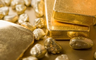 ثبات أسعار الذهب