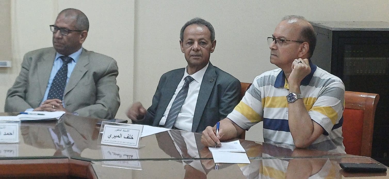 التلاحم والتمسك بالقيادة السياسية وتعزيز الوحدة الوطنية في ندوة على مائدة مستديرة في “المجلس الأعلى للثقافة” التلاحم والتمسك بالقيادة السياسية وتعزيز الوحدة الوطنية في ندوة على مائدة مستديرة في “المجلس الأعلى للثقافة”