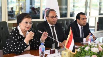 نائب وزير الصحة يقوم بجولة ميدانية شاملة في محافظة قنا