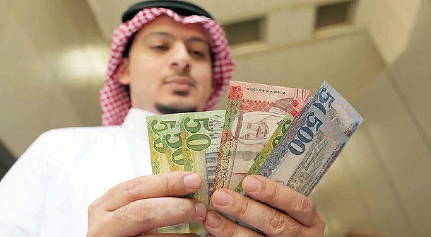 استقرار سعر الريال السعودي في البنوك المصرية اليوم الأربعاء 18 يونيو 2025 رغم زيادة التوترات الإقليمية استقرار سعر الريال السعودي في البنوك المصرية اليوم الأربعاء 18 يونيو 2025 رغم زيادة التوترات الإقليمية