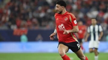 شوبير يوضح تفاصيل العرض المقدم للمهاجم وسام أبو علي من الأهلي