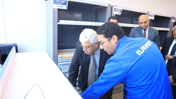 وزير التعليم العالي: لدينا 14 جامعة تكنولوجية تتعاون مع مؤسسات صناعية. وزير التعليم العالي: لدينا 14 جامعة تكنولوجية تتعاون مع مؤسسات صناعية.