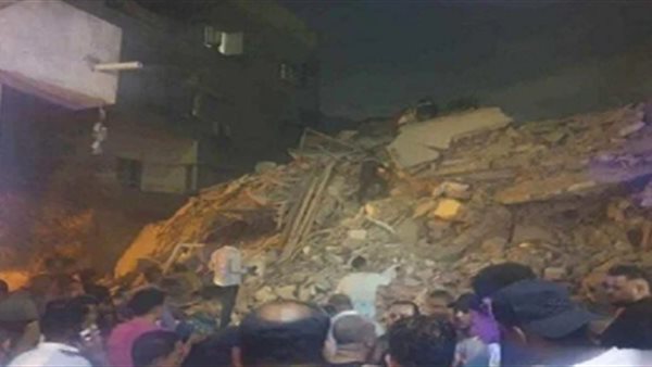 زيادة عدد ضحايا انهيار عقار نور الشريف إلى 4 قتلى و9 مصابين زيادة عدد ضحايا انهيار عقار نور الشريف إلى 4 قتلى و9 مصابين